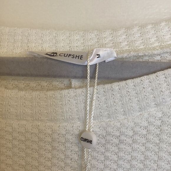 Cupshe Scoop Neck Drop Shoulder Eyelet Sleeve Pullover Knit White Medium - Picture 3 of 5